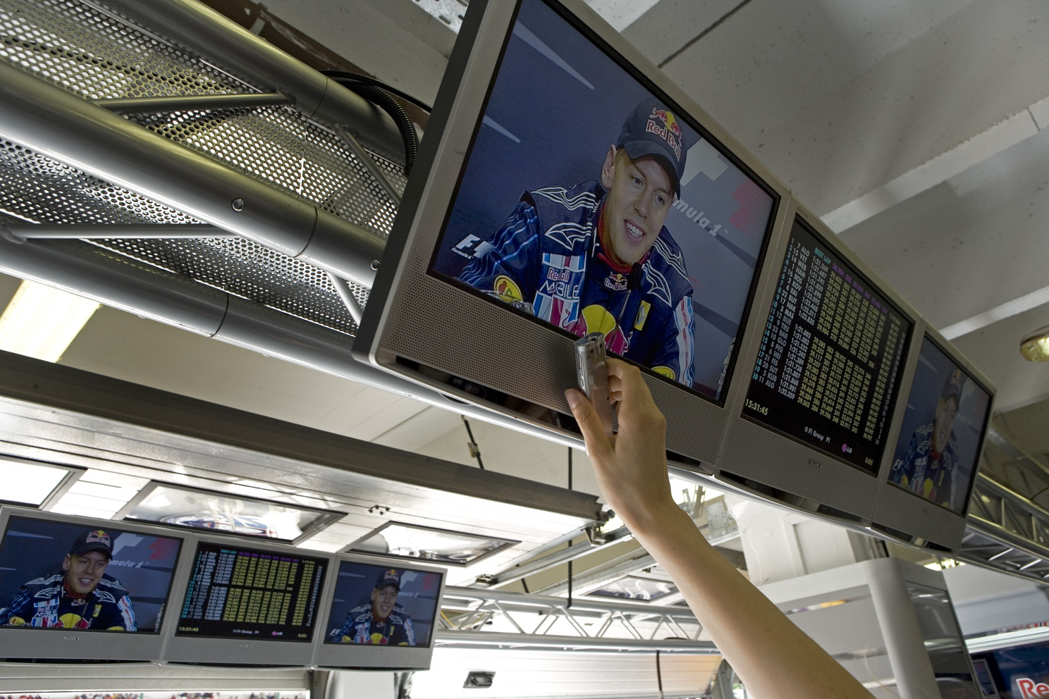 Press recording Vettel post race interview