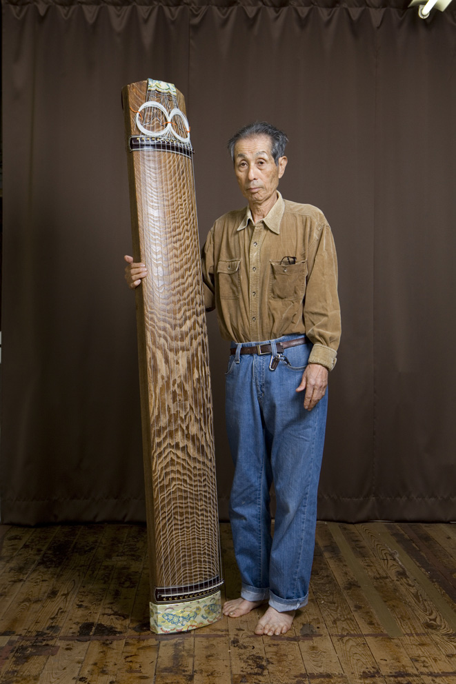 Mr Ogawa (master of Fukuyamakoto) Japanese Harp maker