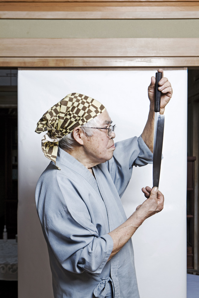 Mr Koshimizu,  (otake-teuchi-hamono) mastersmith and maker of kitchen knives. He is from a family of Samurai Sword makers.