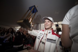 A triumphant Nico Hülkenberg returns to the team's motorhome